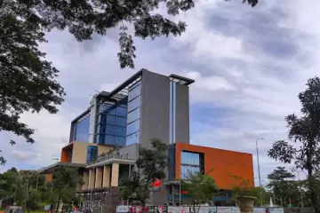 EKA HOSPITAL CIBUBUR