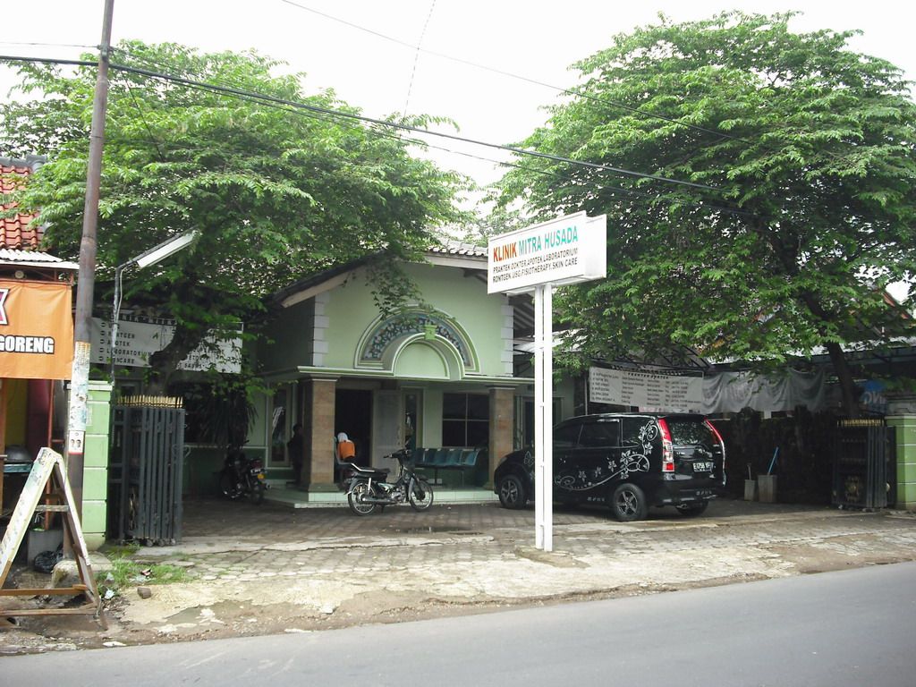 KLINIK MITRA HUSADA