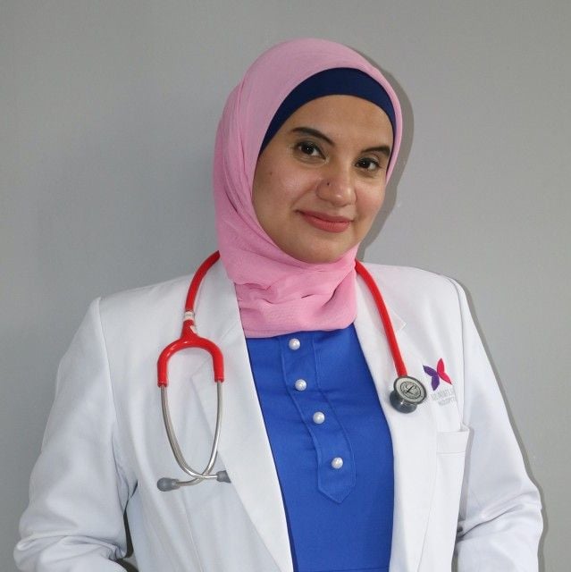 dr. Nadine Shakina Tabit, Sp.A