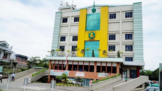 RUMAH SAKIT HERMINA ARCAMANIK