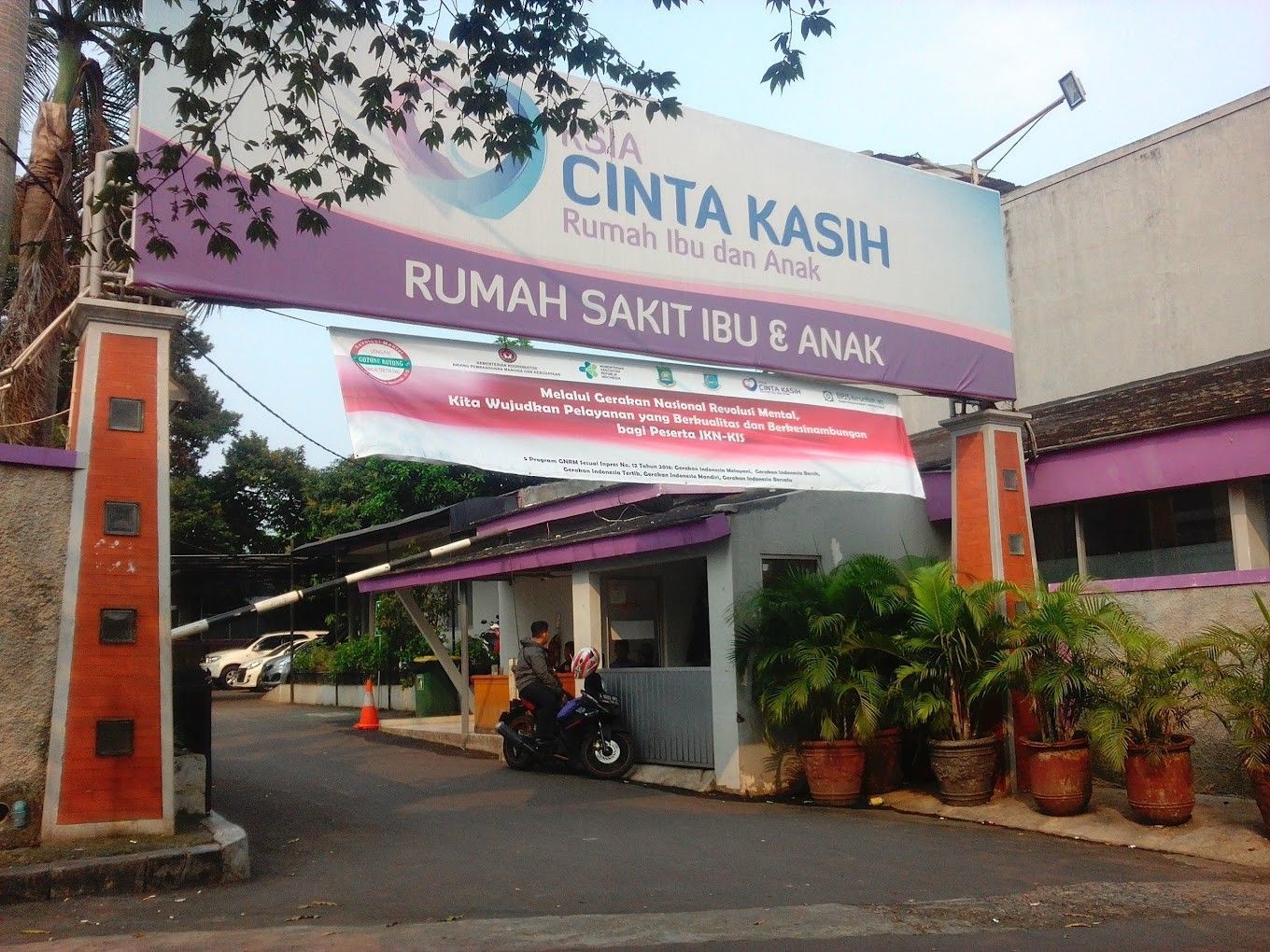 RUMAH SAKIT IBU DAN ANAK CINTA KASIH