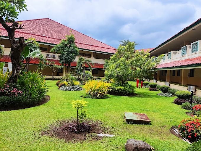 RUMAH SAKIT ISLAM JEMURSARI