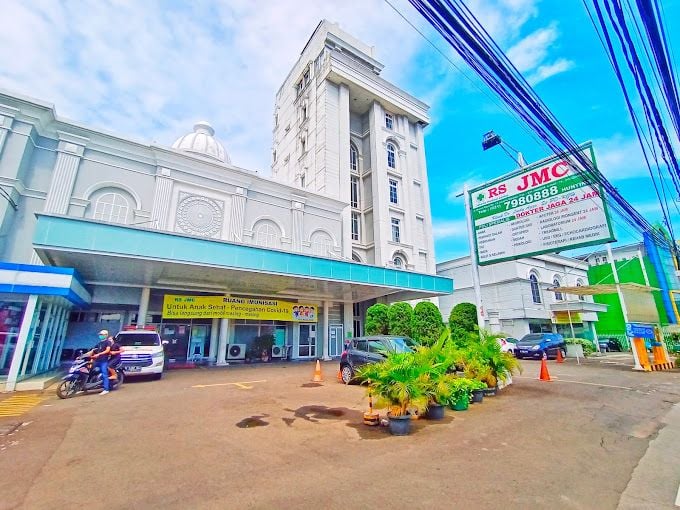 RUMAH SAKIT JAKARTA MEDICAL CENTER