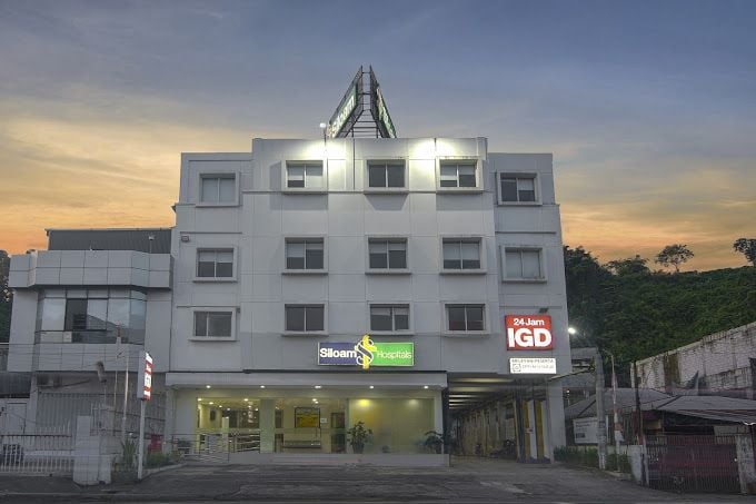 RUMAH SAKIT SILOAM PAAL DUA