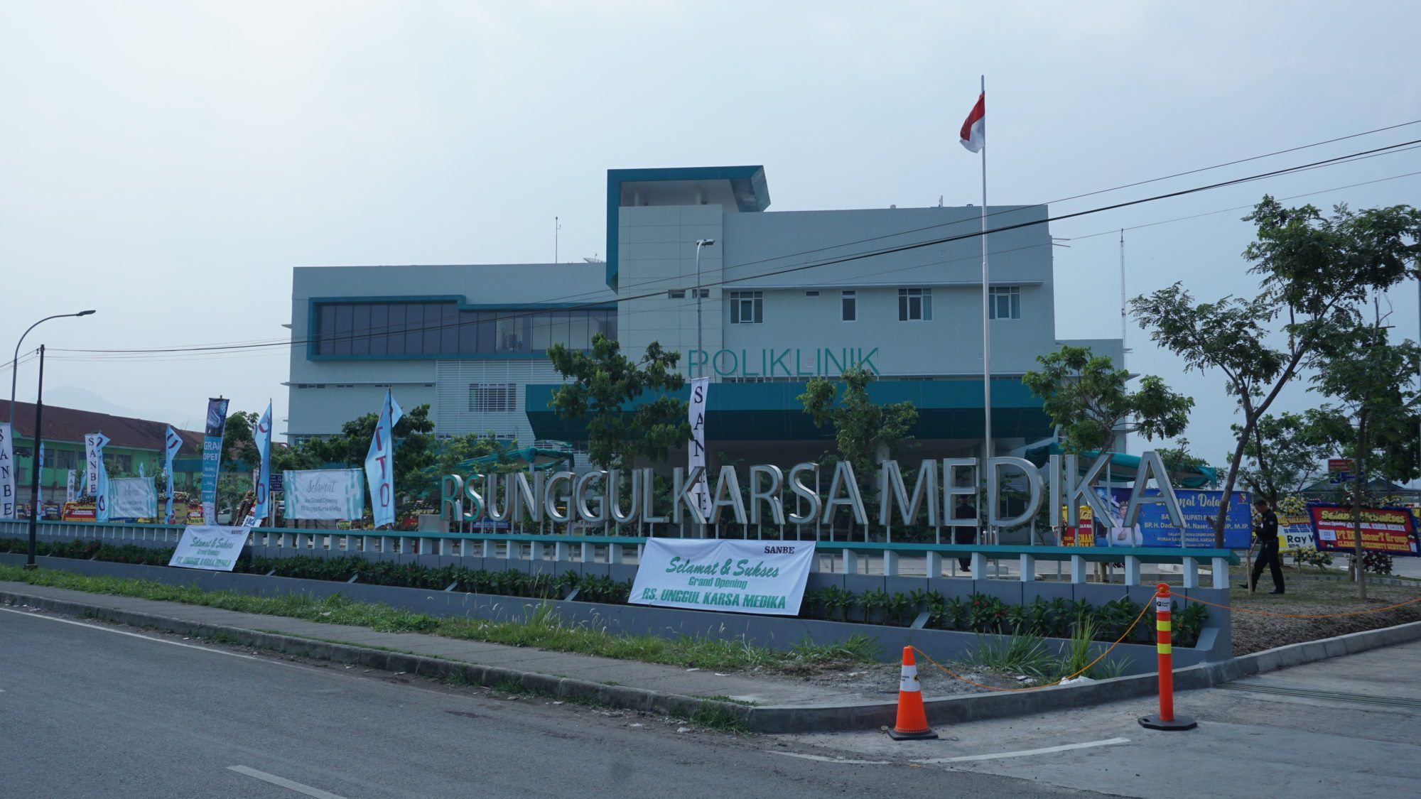 RUMAH SAKIT UNGGUL KARSA MEDIKA